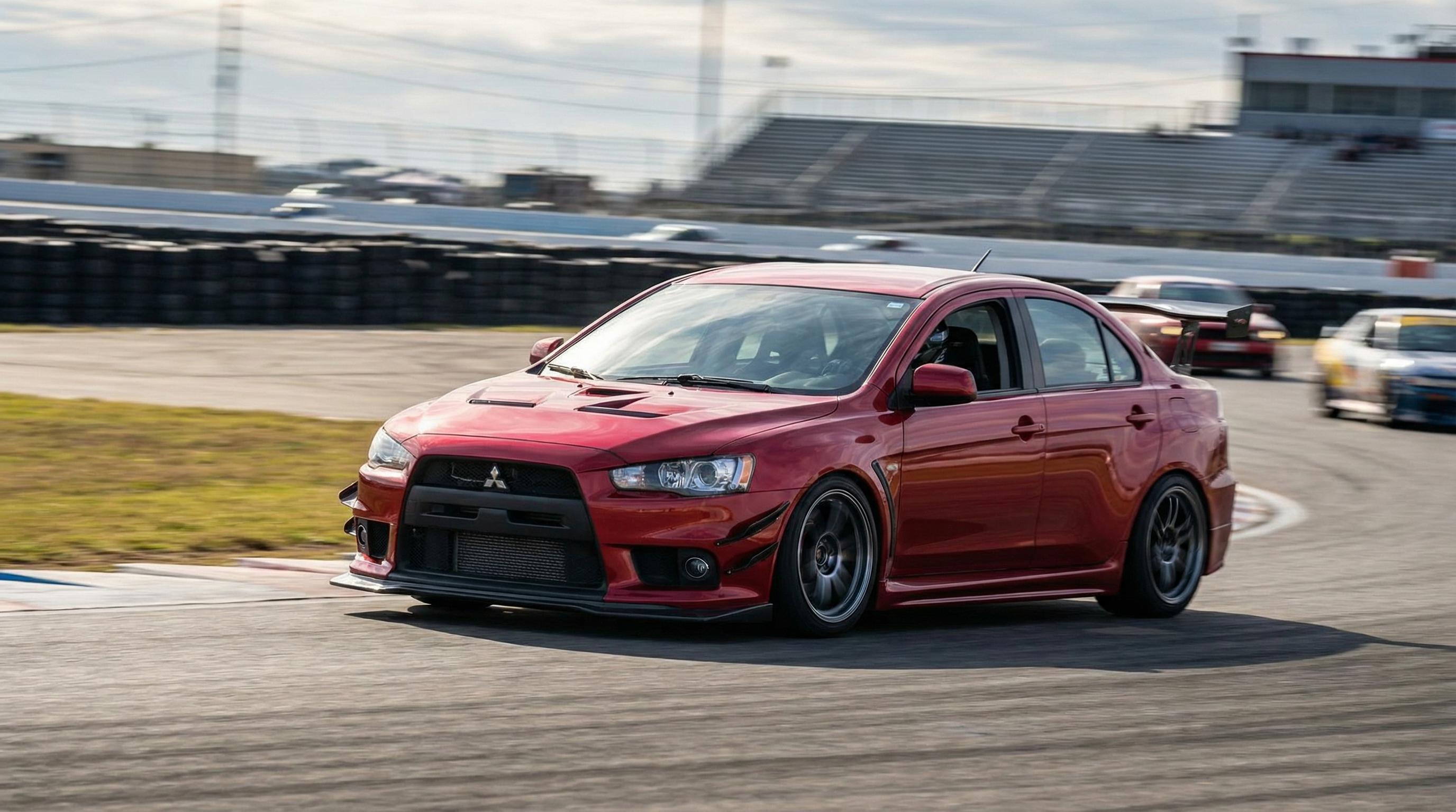 大象传媒烈焰红赛道轿车涡轮改装视频